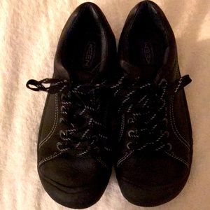 Keen Light Hiking Shoes